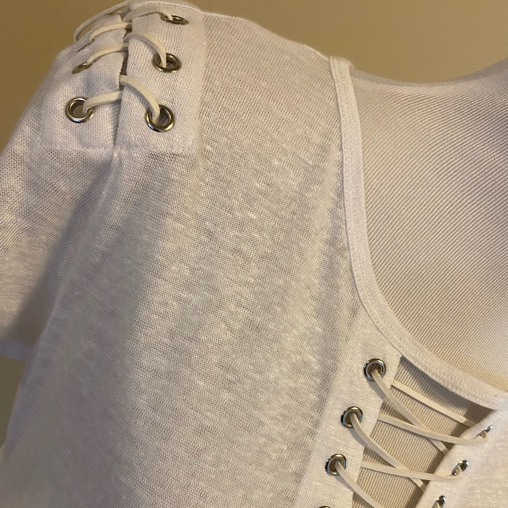 Top - Picture 2 of 2